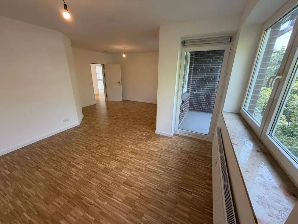 Horn: 3 Zimmer - Erstbezug nach Sanierung - Vollbad - EBK - Balkon - ab sofort oder nach Absprache
