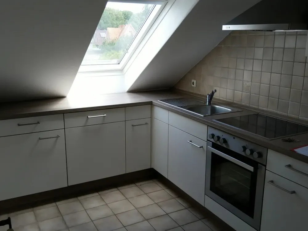 2,5-Zimmer-Wohnung mit Balkon und Einbauküche in Neu Wulmstorf
