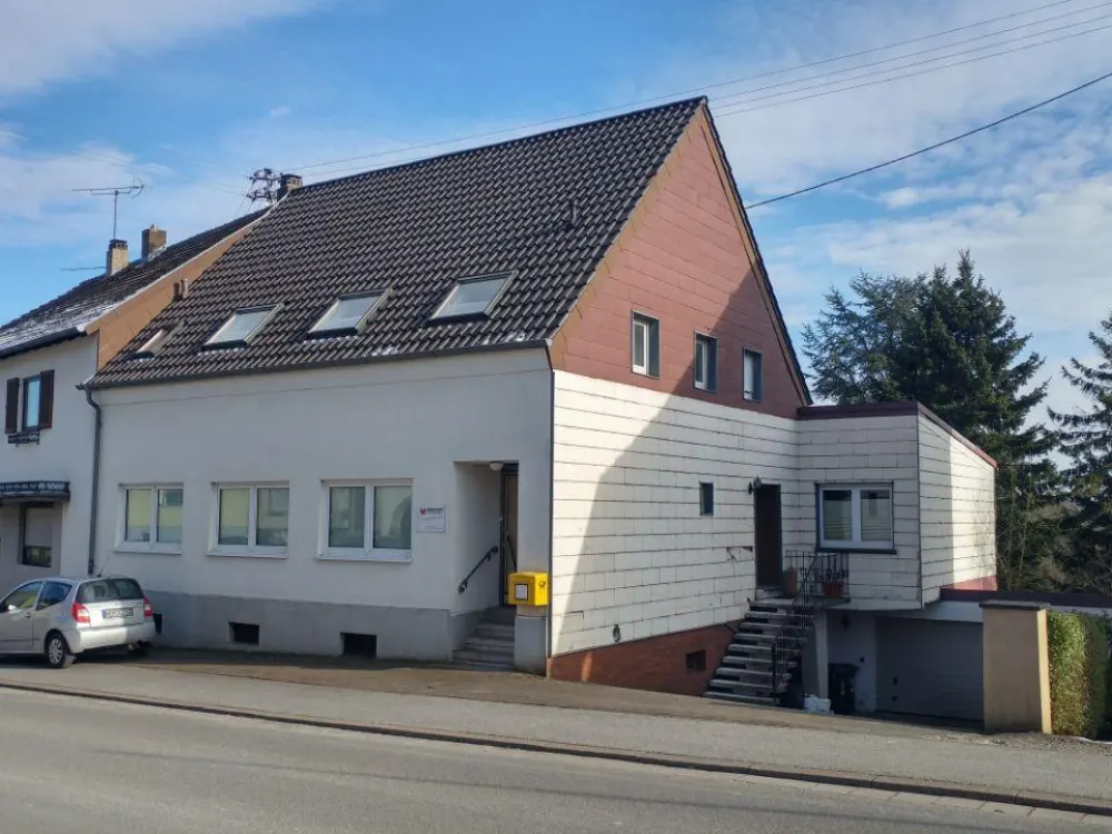 Helle 4,5-Zimmer-DG-Wohnung in Blieskastel-Biesingen mit Keller