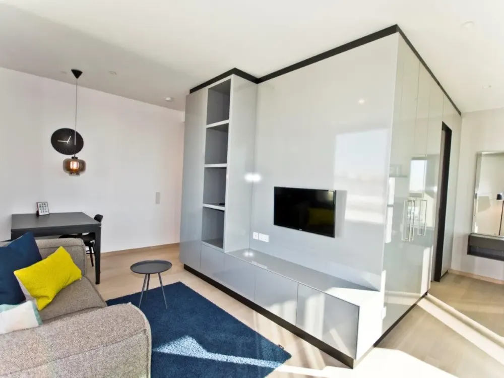 Modern möbliertes 1-Zimmer-Apartment