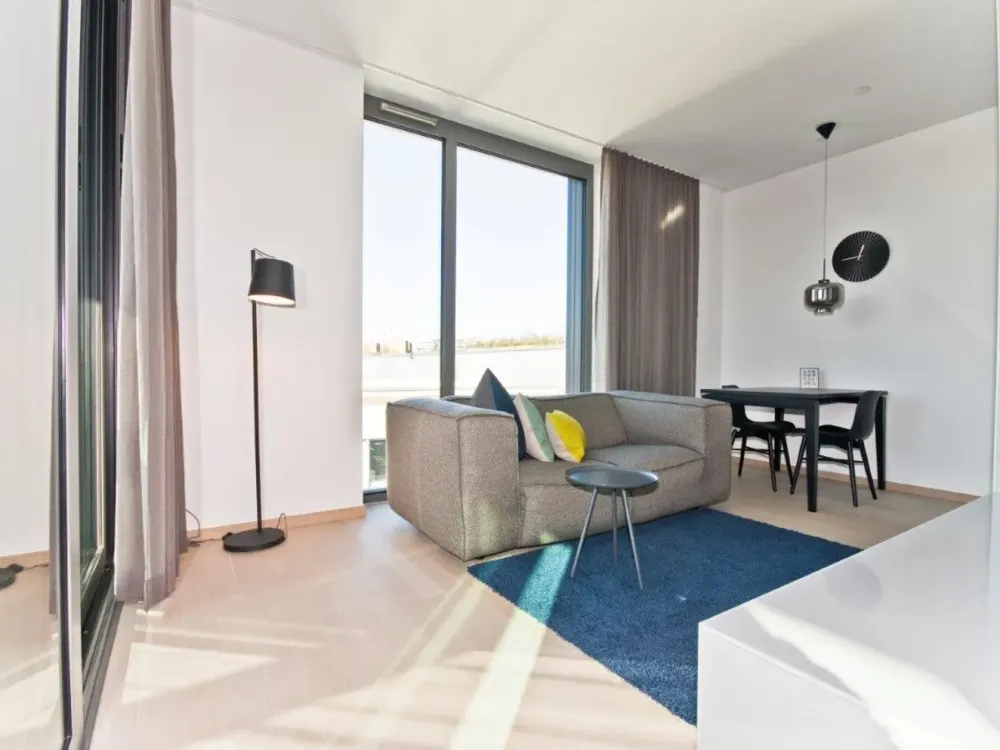 Modern möbliertes 1-Zimmer-Apartment