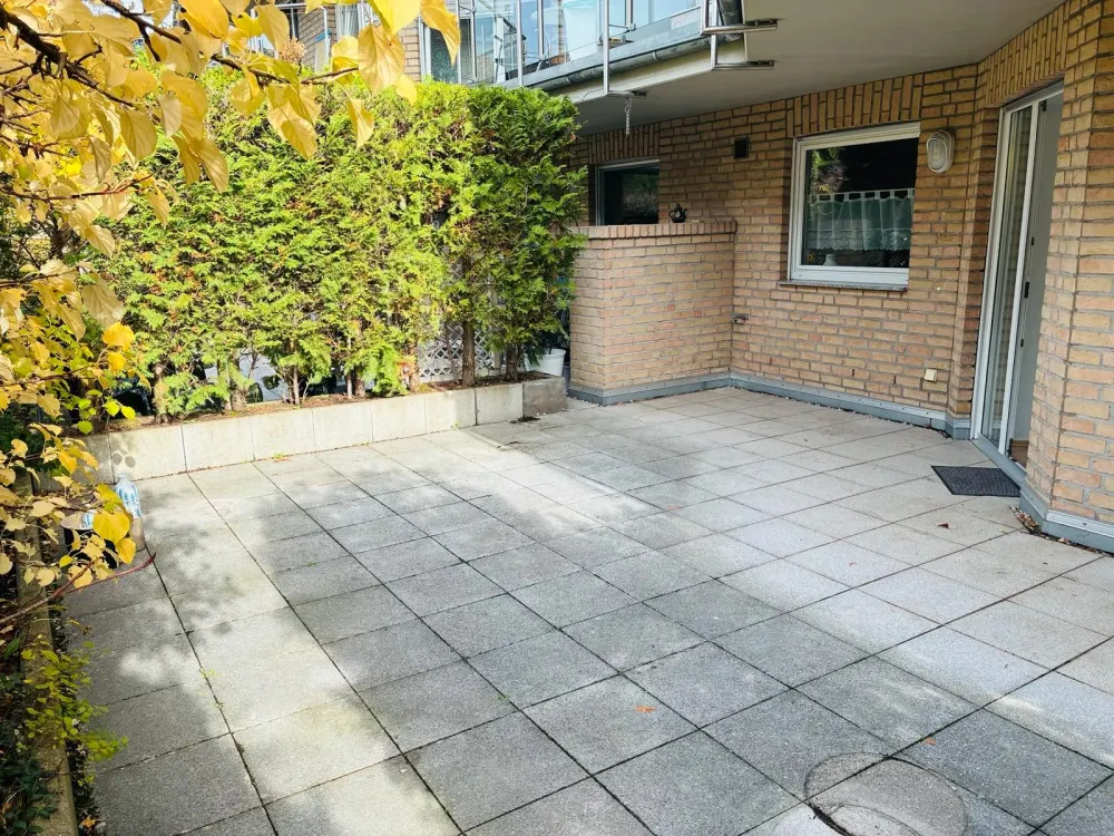 Central Apartment Frechen City, 3 Rooms, Terrace, 80sqm