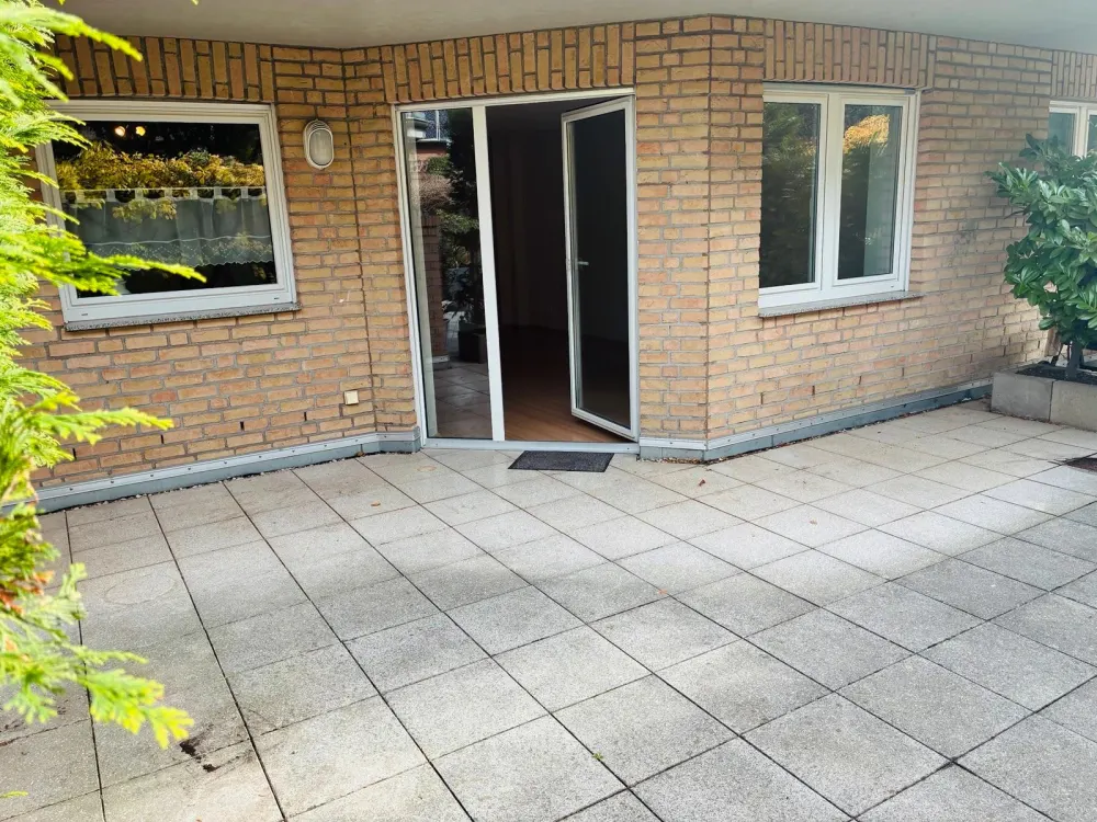 Central Apartment Frechen City, 3 Rooms, Terrace, 80sqm