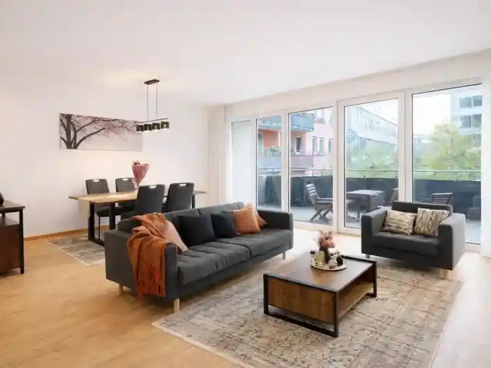 Fully Furnished Apartment with Excellent Location near Olympiapark
