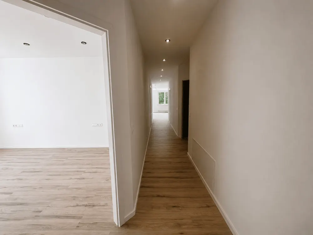 Komfortable Wohnung mit zwei Bädern, drei Zimmern und flexiblem Zusatzraum