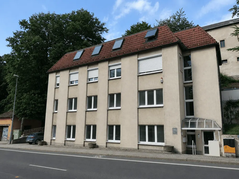 Komfortable Wohnung mit zwei Bädern, drei Zimmern und flexiblem Zusatzraum