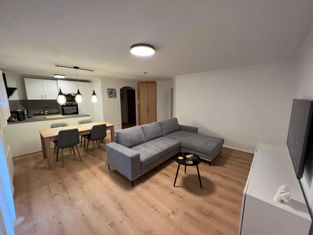 2,5 Zimmer Wohnung mit Terrasse
