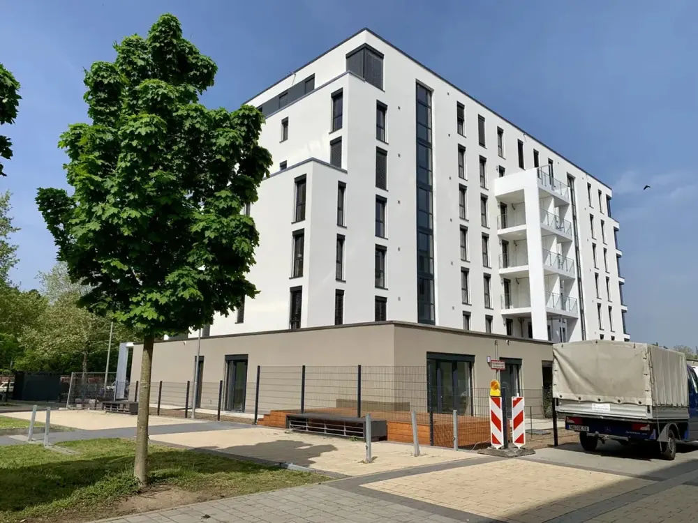 Exklusive 4-Zimmer Wohnung mit Balkon und EBK