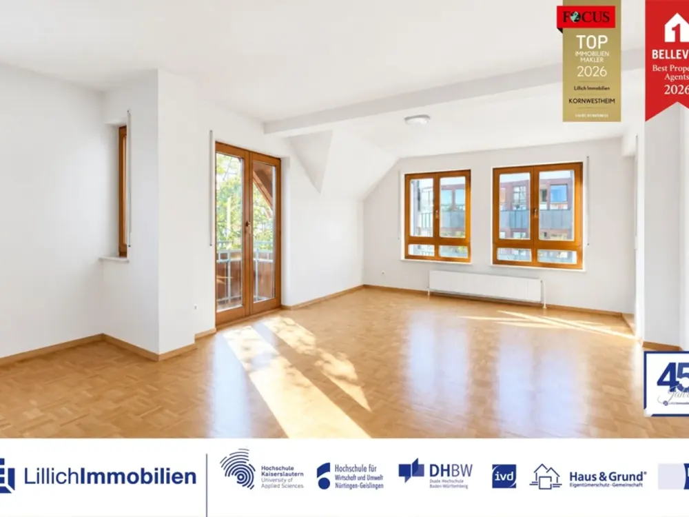 Frisch renoviert über zwei Ebenen, 4,5-Zimmerwohnung mit drei Balkonen