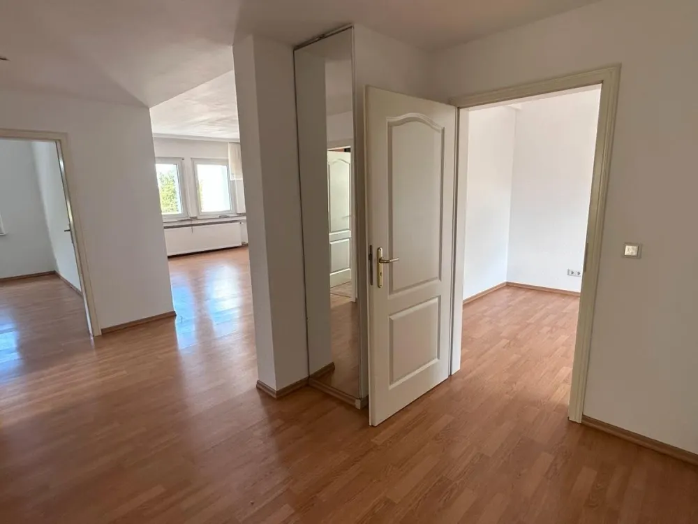 Individuelle, helle 3 Zimmer Wohnung 80 m2 zur Miete( von privat)