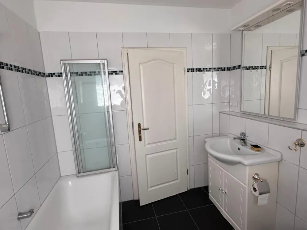Individuelle, helle 3 Zimmer Wohnung 80 m2 zur Miete( von privat)