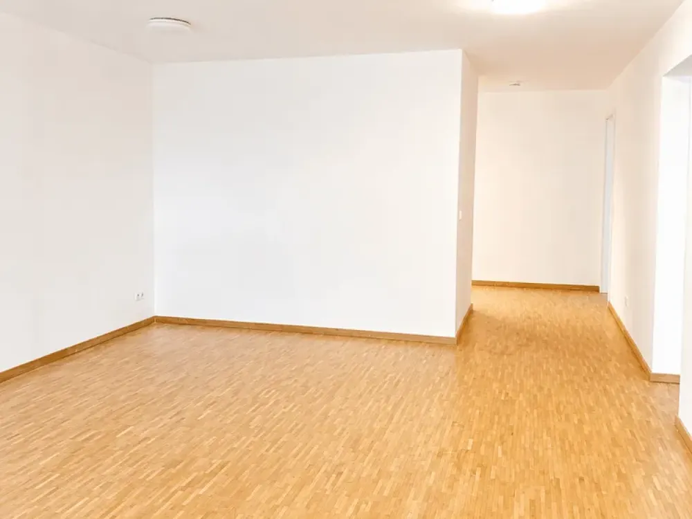 Exceptional 2-Room Apartment with High-Quality Features