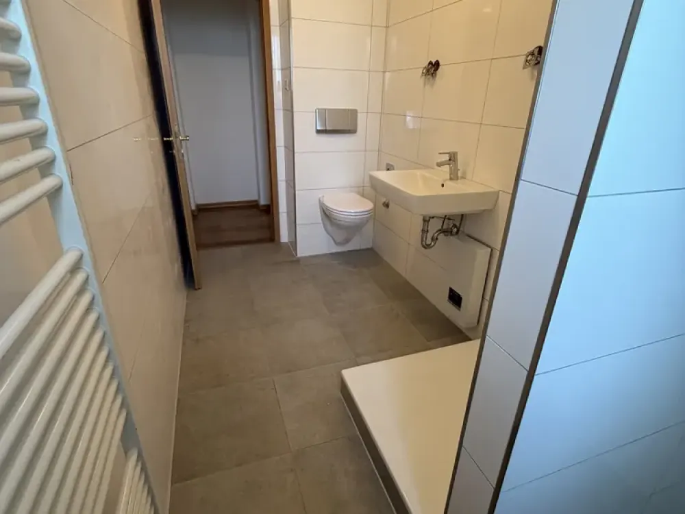 Schöne 2-Zimmer Wohnung mit großem Balkon