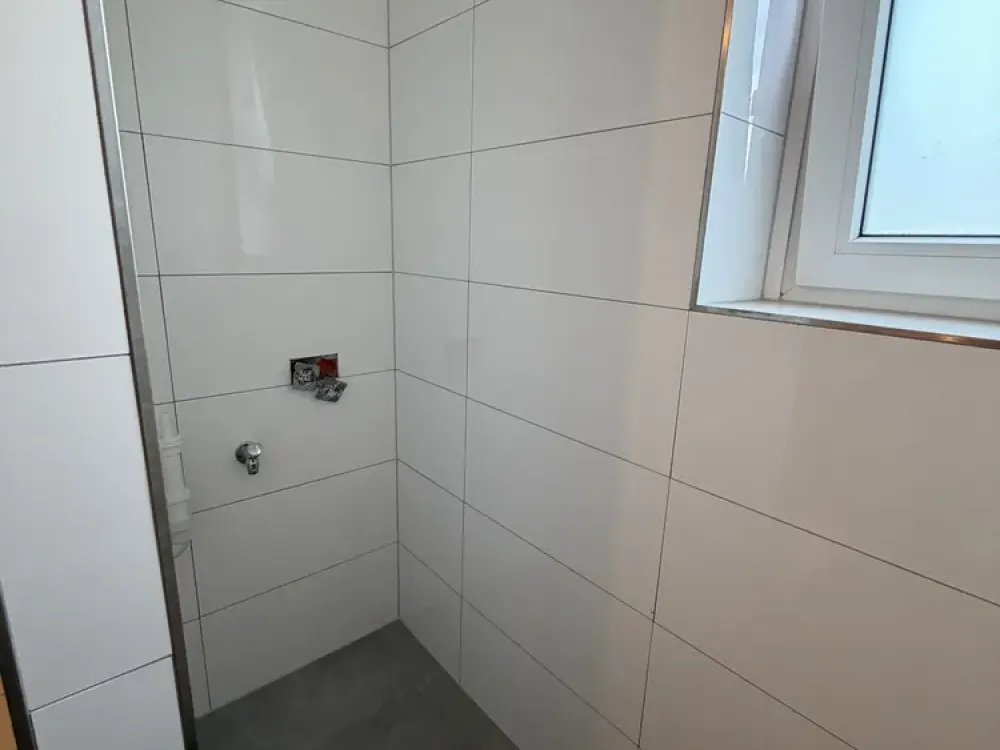 Schöne 2-Zimmer Wohnung mit großem Balkon