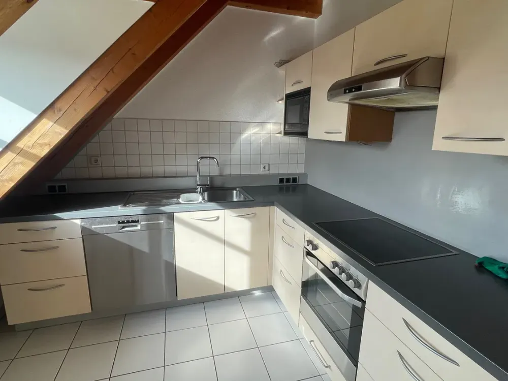 Helle großzügige 3-Zimmer-Wohnung mit Balkon in Rutesheim