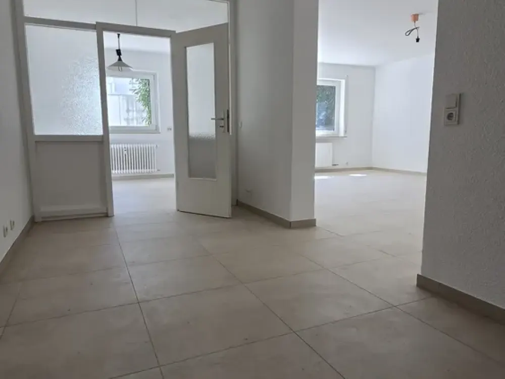 Spacious 2-Room Ground Floor Apartment, In the Heart of Bad Homburg v.d. Höhe