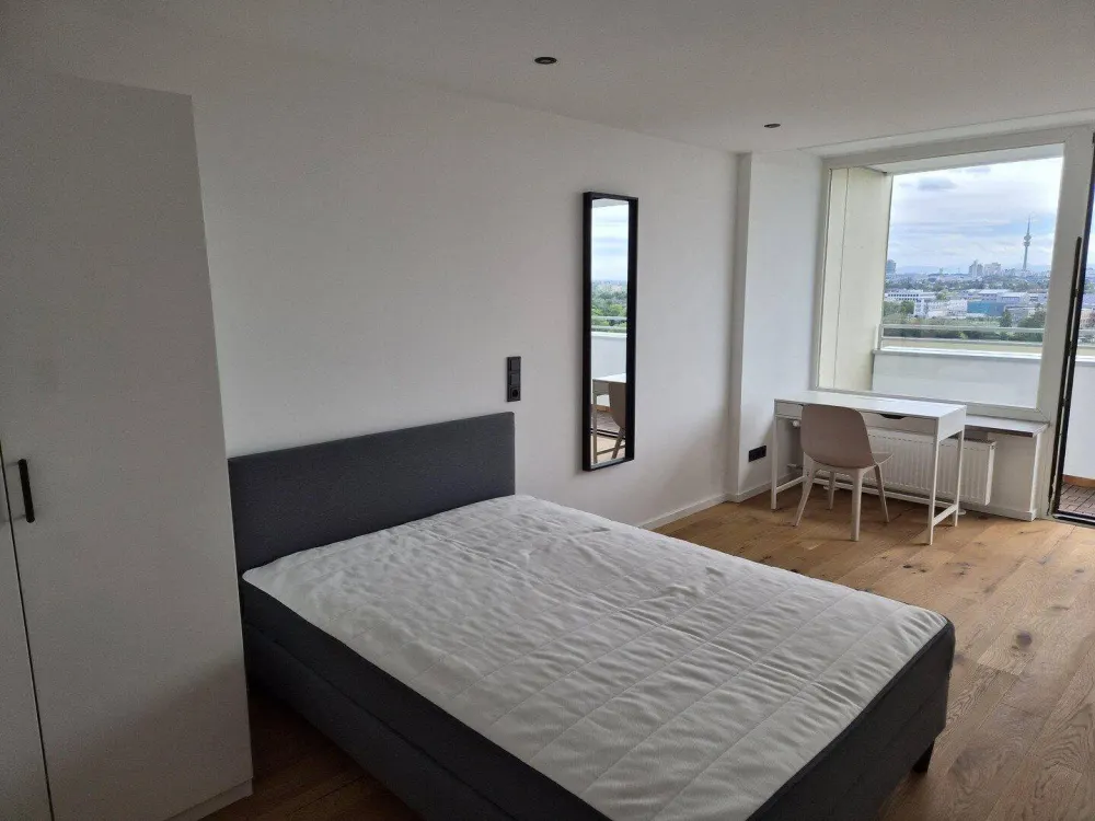 WG-Zimmer mit Alpenblick in Feldmoching - Ratholdstraße 24, München