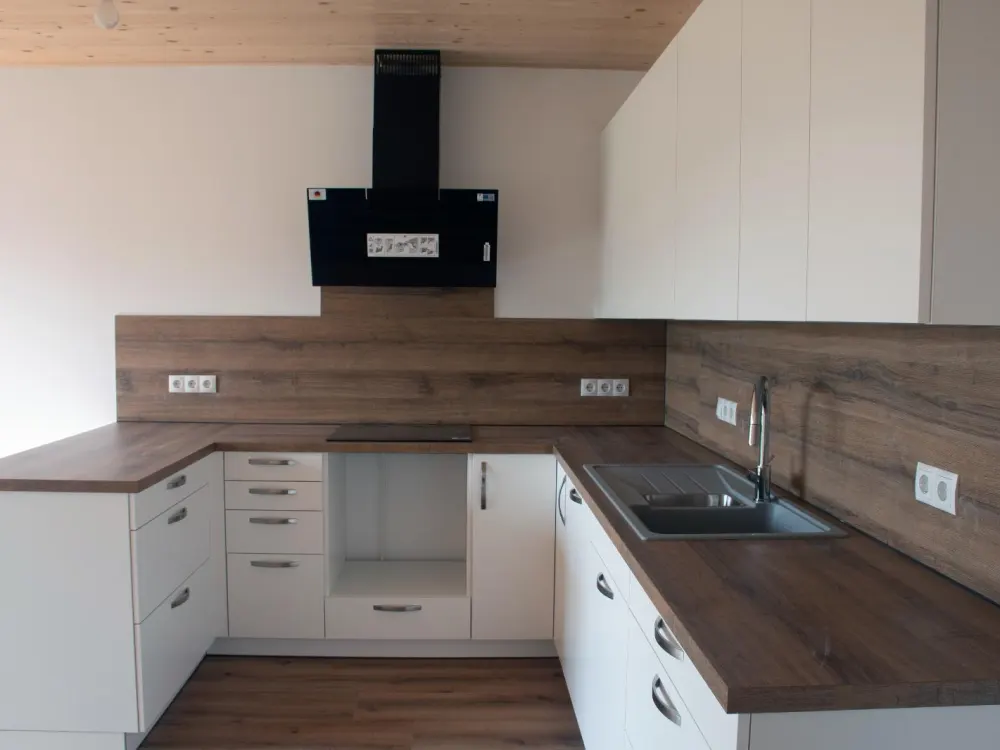 Oberschönegg, high-quality 3.5 room shared apartment in a beautiful location