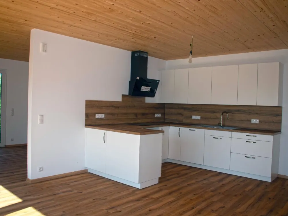 Oberschönegg, high-quality 3.5 room shared apartment in a beautiful location