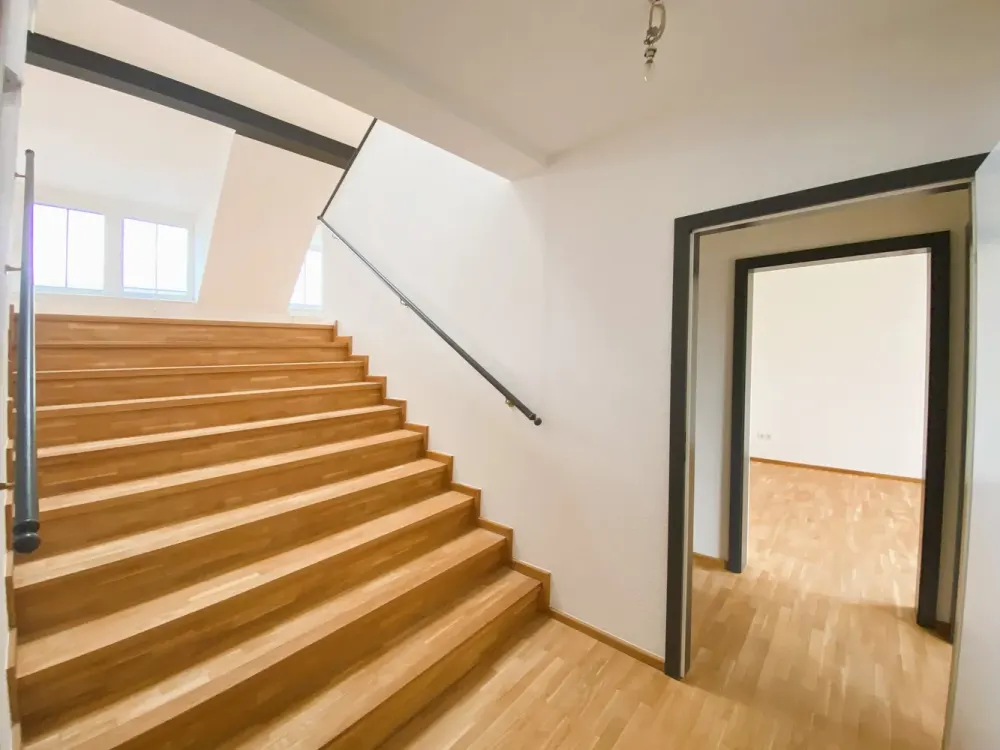 Exklusive 5-Raum-Wohnung im Waldstraßenviertel