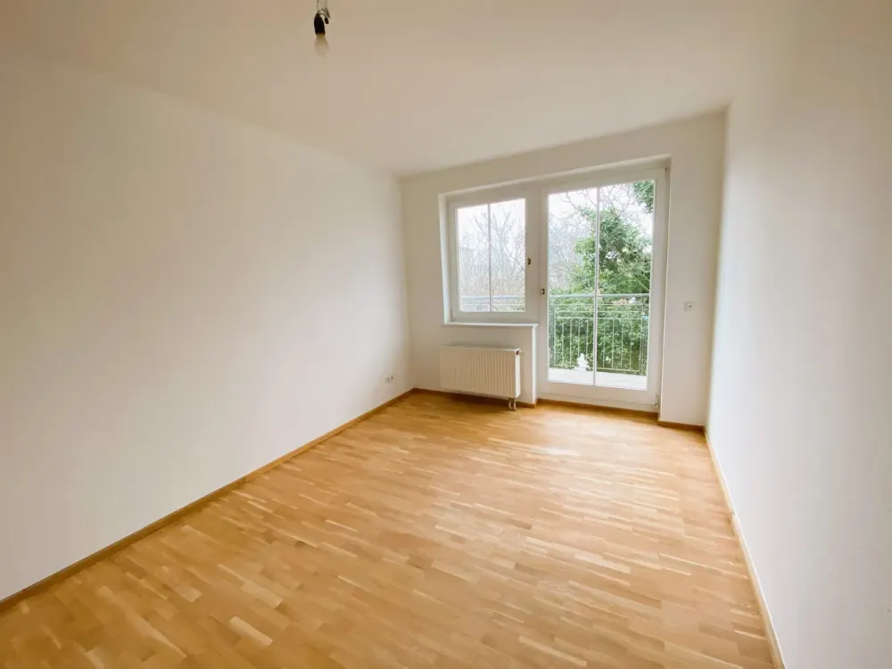 Exklusive 5-Raum-Wohnung im Waldstraßenviertel