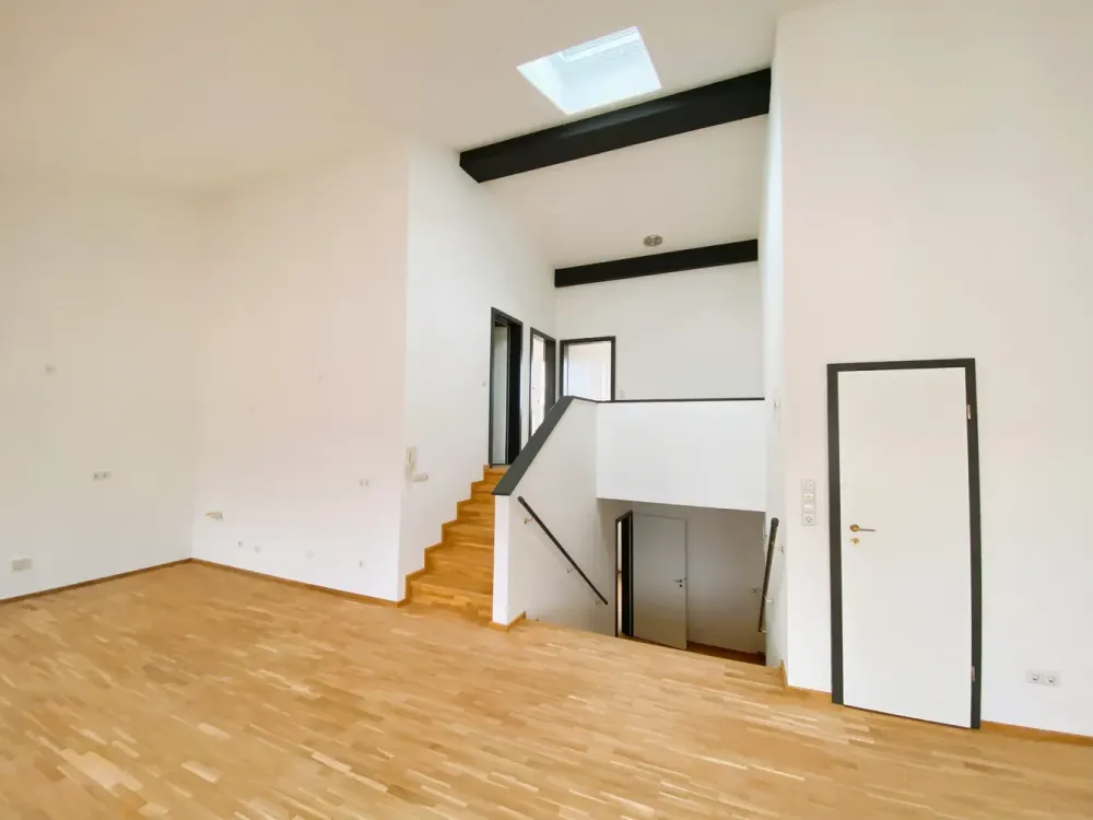 Exklusive 5-Raum-Wohnung im Waldstraßenviertel