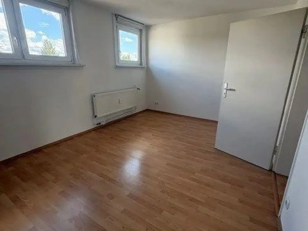 Helle 2-Zimmer-Dachgeschosswohnung mit Balkon