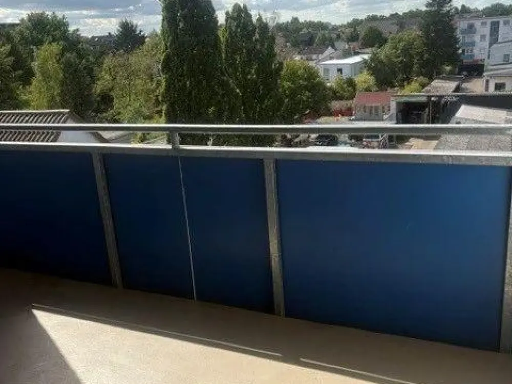 Helle 2-Zimmer-Dachgeschosswohnung mit Balkon