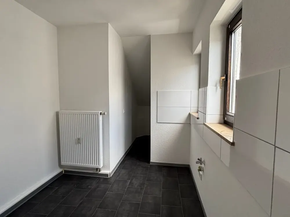 Renovierte Helle 3-Zimmer-Wohnung mit Balkon in Langenfeld!