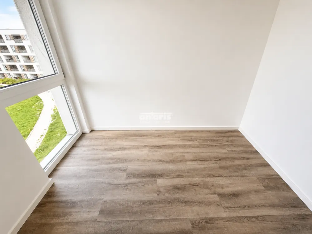 شركة antaris Immobilien GmbH السكن الأنيق مع شرفة وحمامين, اكتشف الآن!