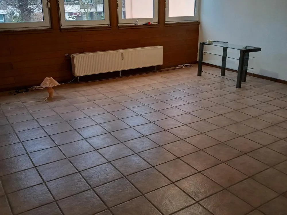 Apartment, hell für 1 Person. 43 m2. Düsseldorf Heerdt