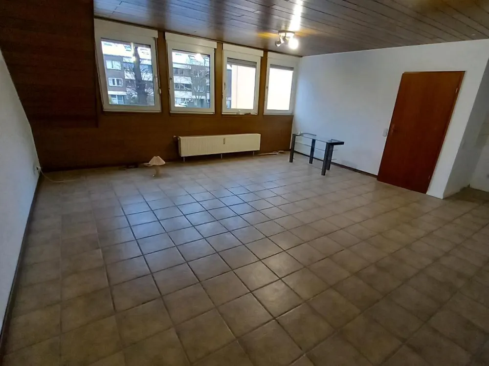 Apartment, hell für 1 Person. 43 m2. Düsseldorf Heerdt