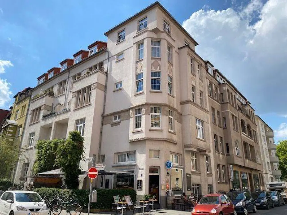 HENSCHEL IMMOBILIEN - SIE WOLLEN AUßERGEWÖHNLICHE MAISONETTE MIT KLIMAANLAGE IN DER SÜDSTADT