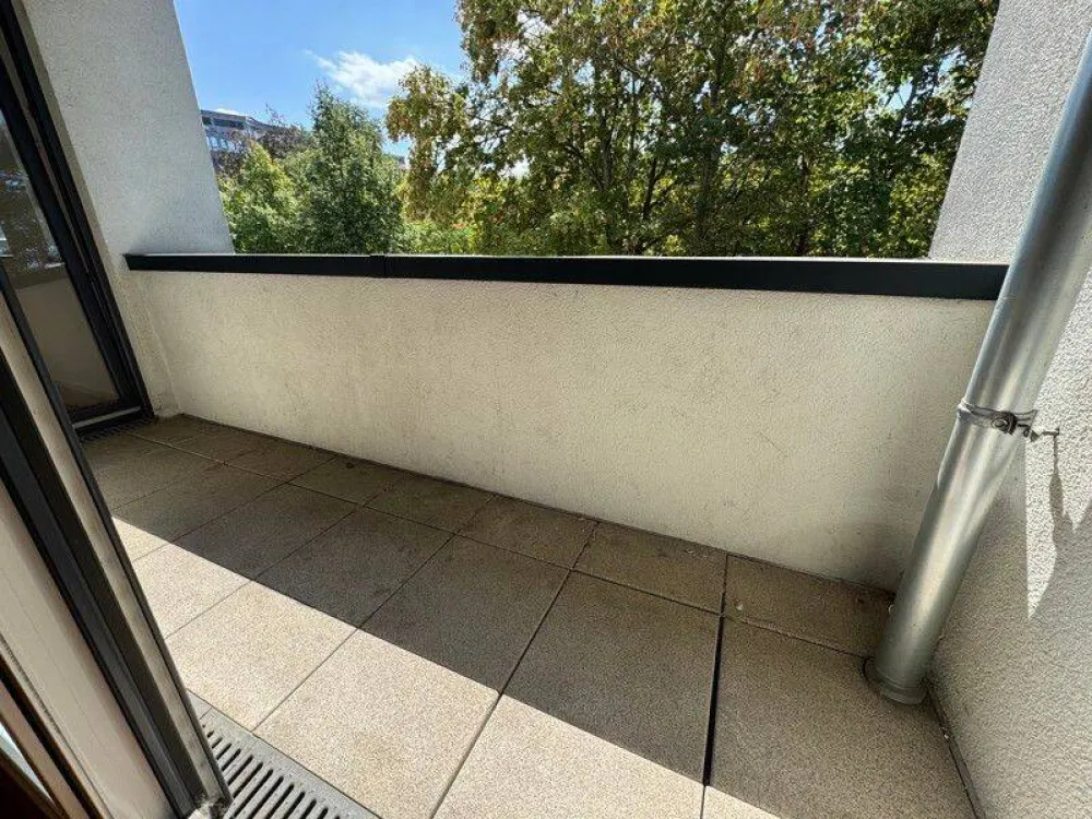 2-Raum-Wohnung in optimaler Lage inkl. EBK, Loggia und Duschbad