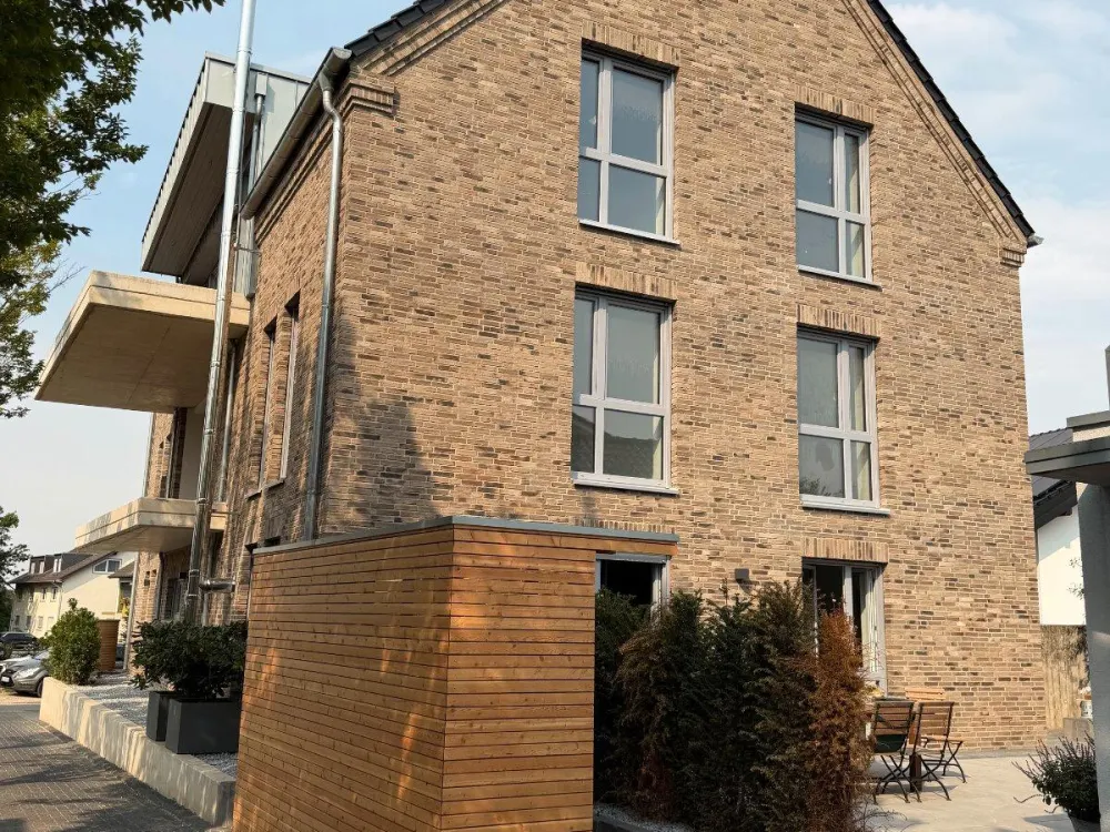 Komfortabler Neubau-Erstbezug mit großem Südbalkon in ruhiger Lage von Leverkusen-Quettingen