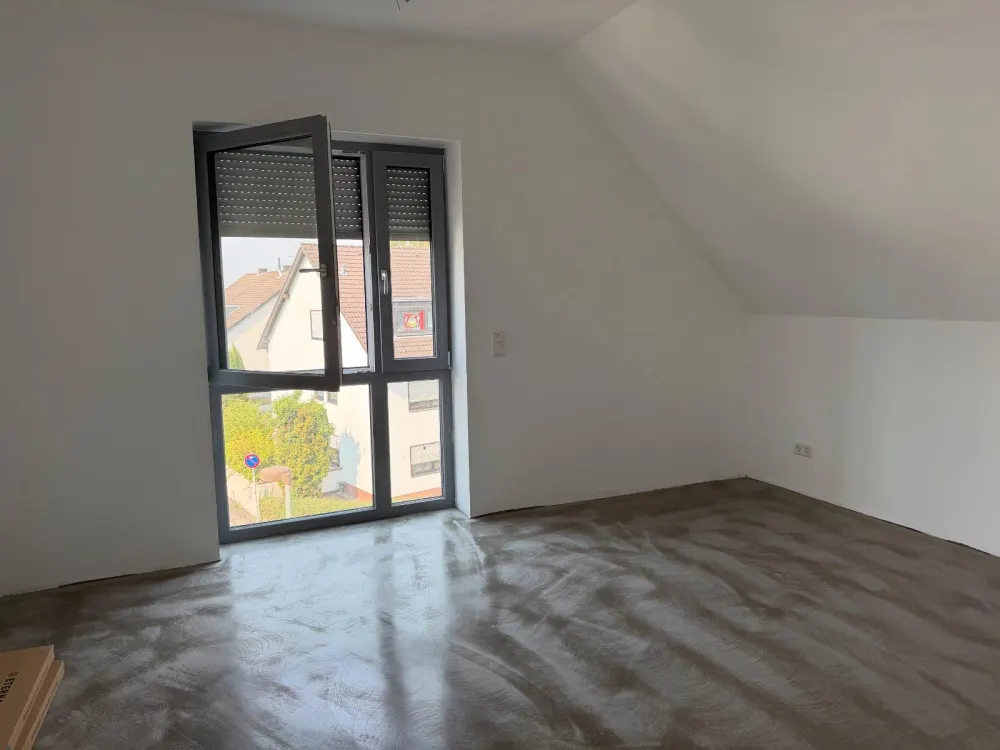 Komfortabler Neubau-Erstbezug mit großem Südbalkon in ruhiger Lage von Leverkusen-Quettingen
