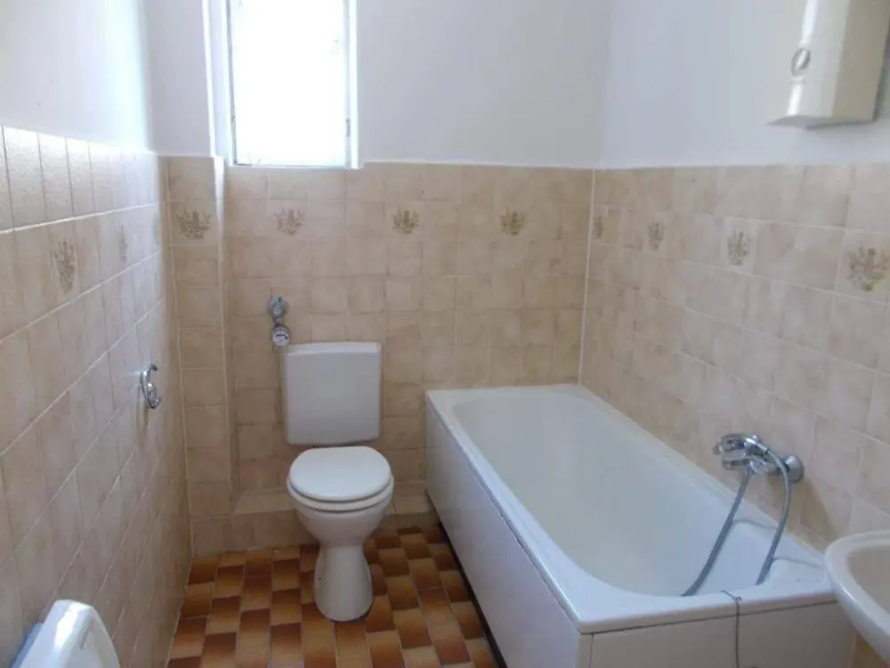 WG-geeignete 2 Zimmer Wohnung mit neuem Bad!
