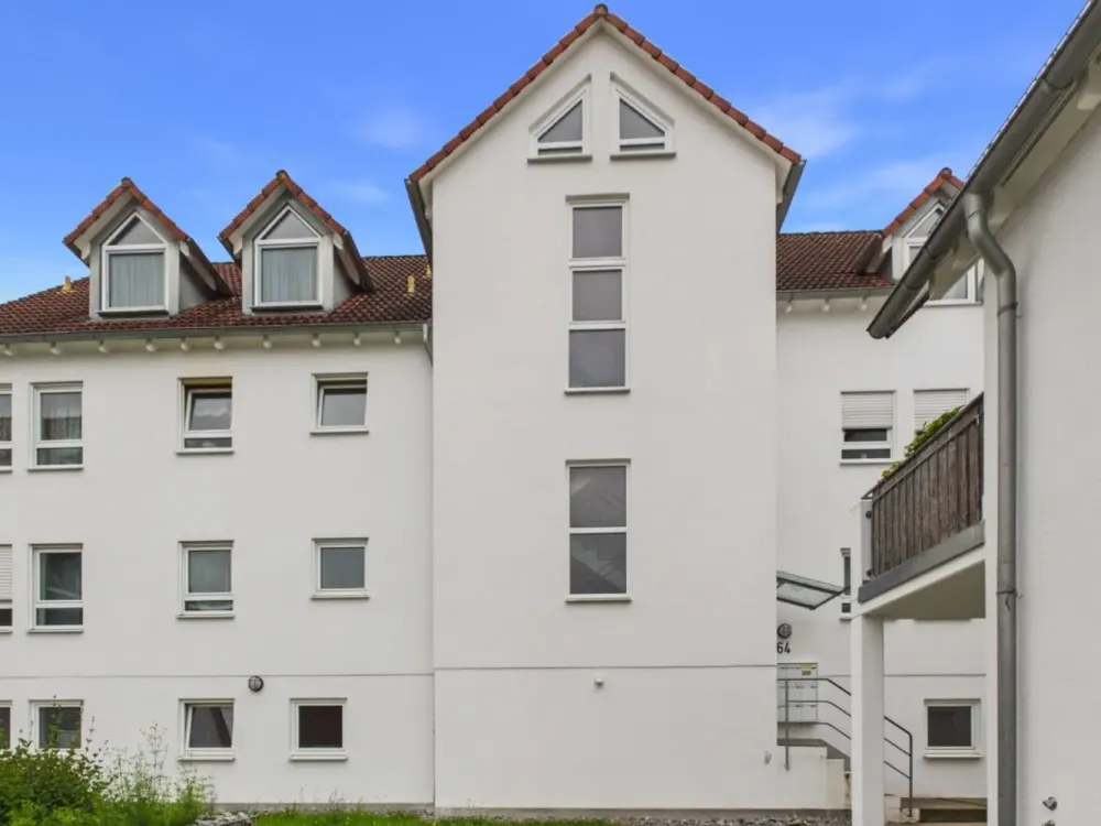 Dachgeschosswohnung in Leinfelden-Echterdingen zum mieten.