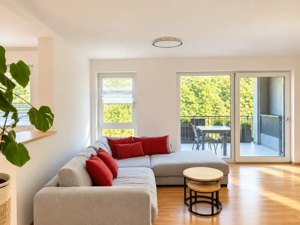 Attractive 3.5-Room Apartment on the 2nd Floor with Balcony & Elevator in Meckenbeuren