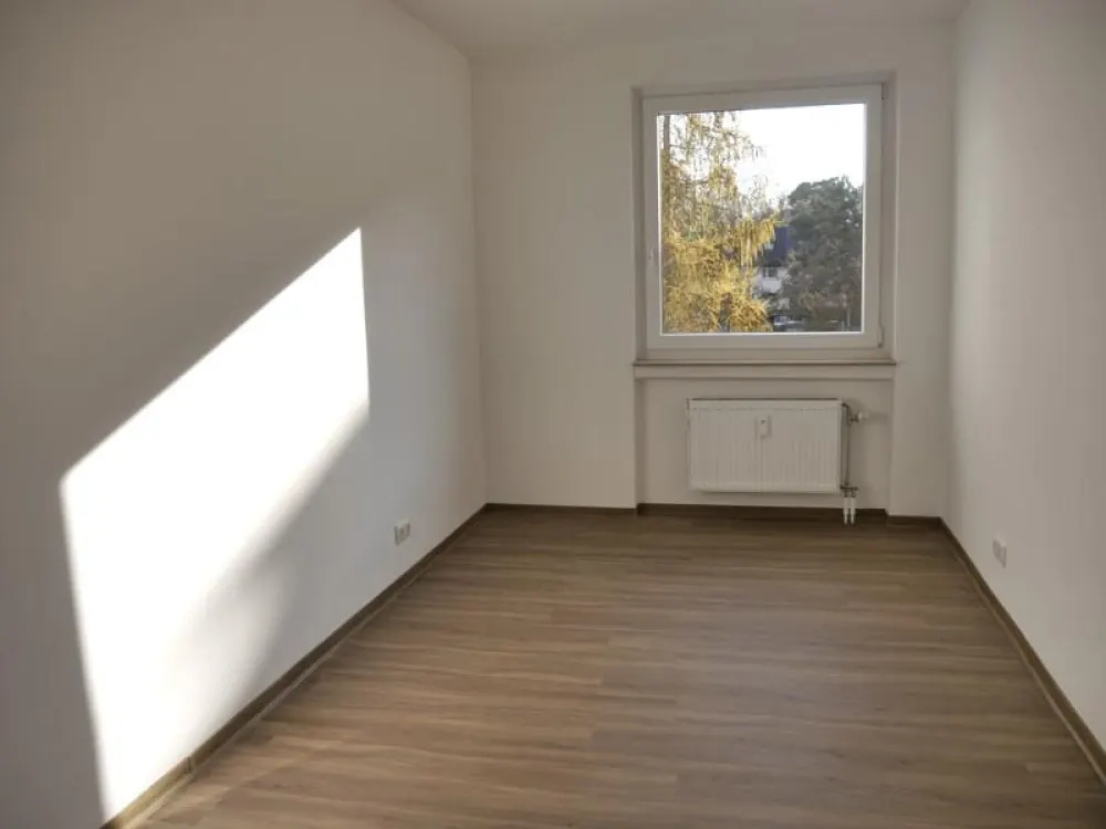 Schöne 4-Zimmer-Wohnung mit Balkon in Heusenstamm zu vermieten