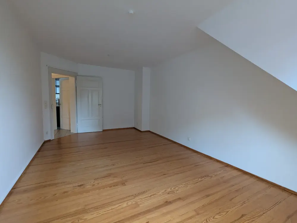 Große 6 ZKB Maisonette-Wohnung in schönem Altbau mit Dachterrasse in Saarbrücken, Talstraße