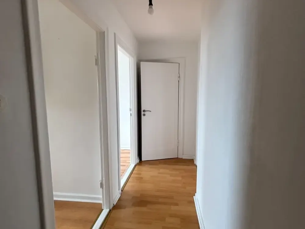 Dachgeschoss-2-Zimmer mit 43 m² Wohnfläche in Bremen, Huder Straße