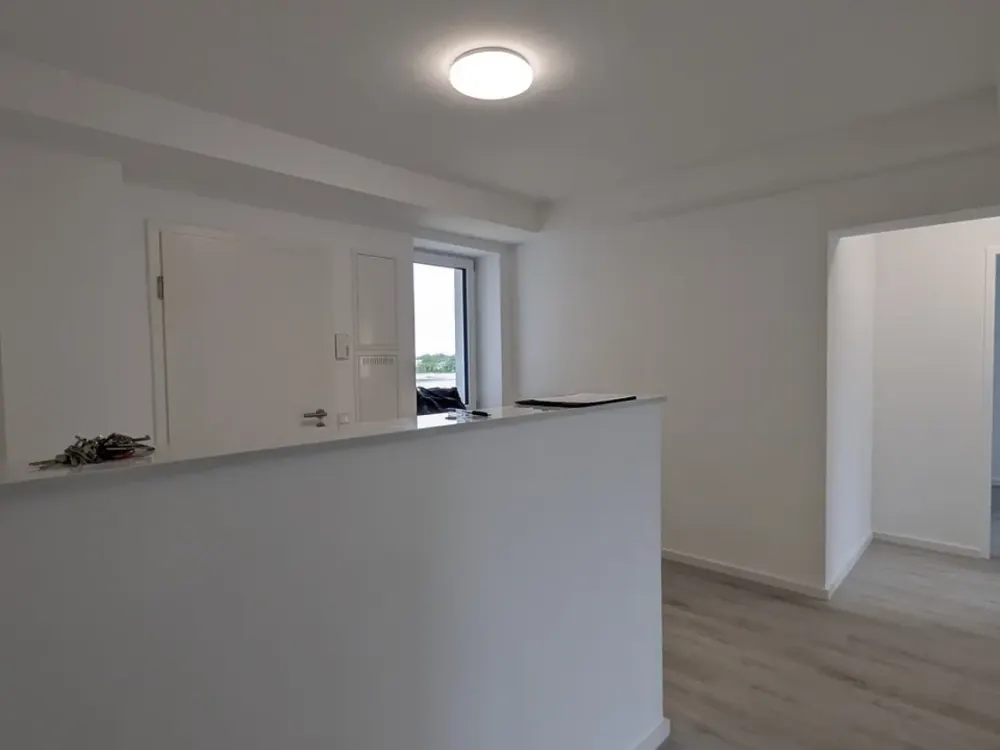 Seniorengeeignete 4-Zimmer-WG-Wohnung mit Aufzug & Balkon Unterschleißheim