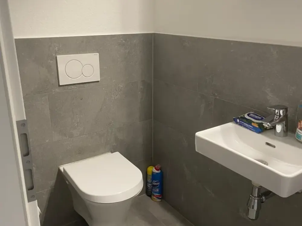 Modern 3-Room Apartment in Central Location