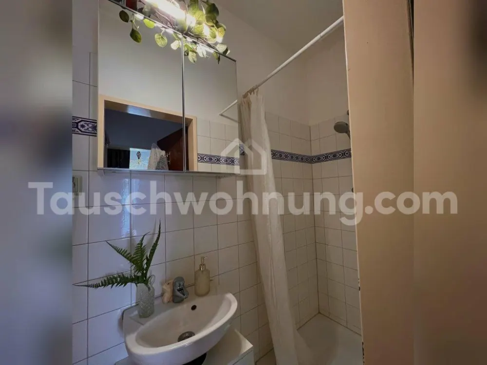 [TAUSCHWOHNUNG] Kleine Hinterhofs Wohnung mit Garten