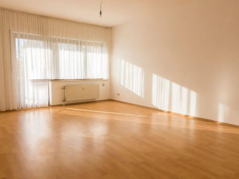 Großzügige sonnige 3-Zi Whg in Thon