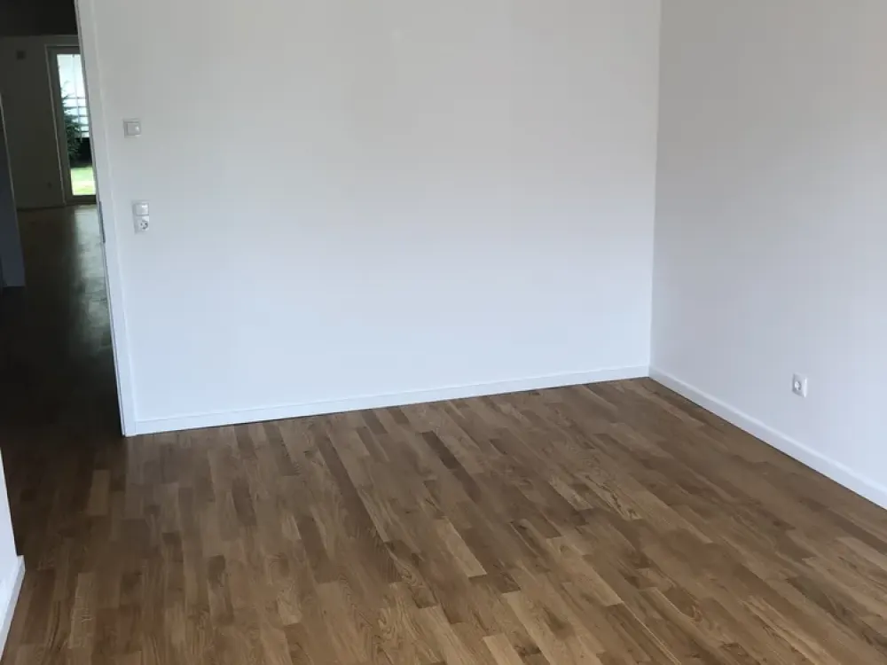 Helle 2-Zimmer-Wohnung mit hochwertiger Ausstattung in Hamburg-Marienthal