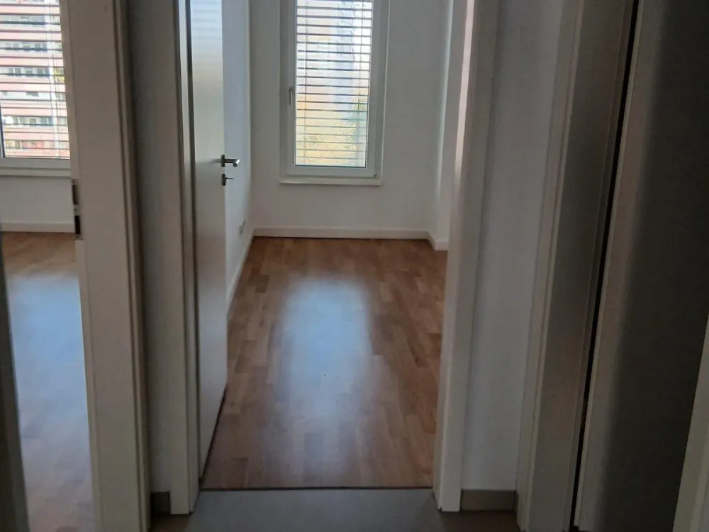 Moderne, schicke 3-Zimmer Wohnung mit tollem Südbalkon direkt am Alex (8302 38)