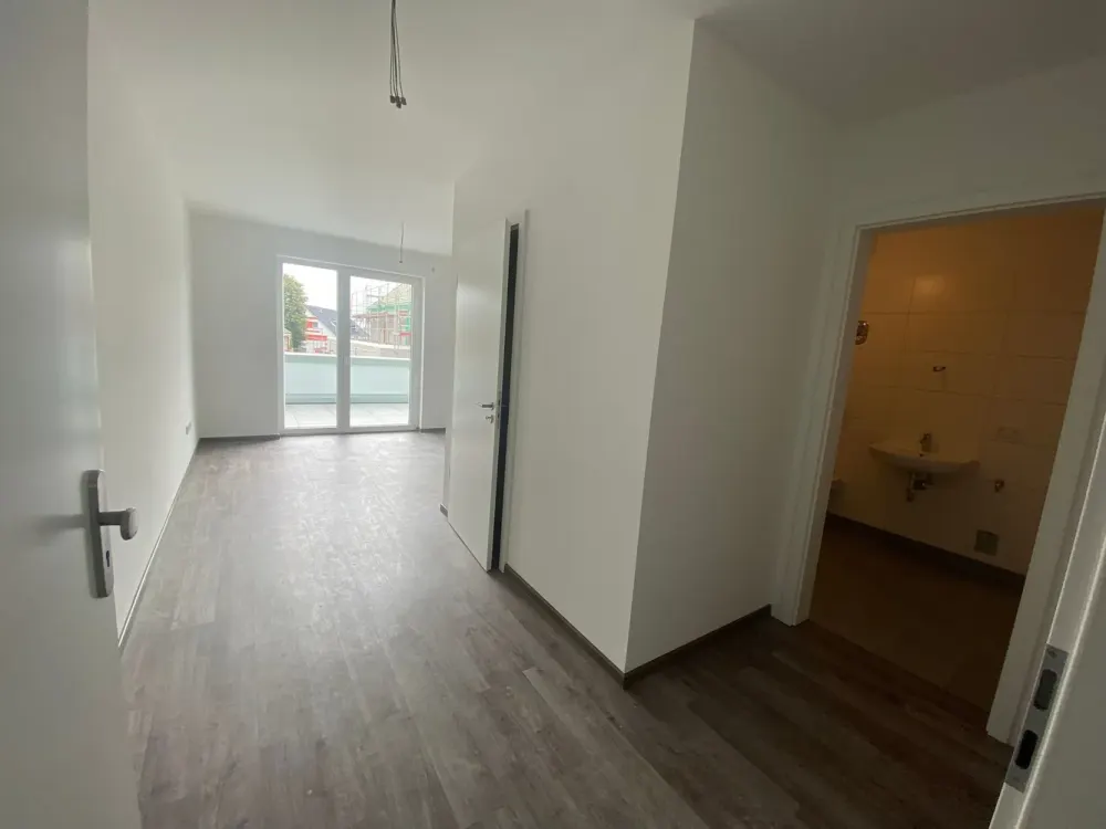 Penthouse with 3 Rooms and Roof Terrace in Seelze