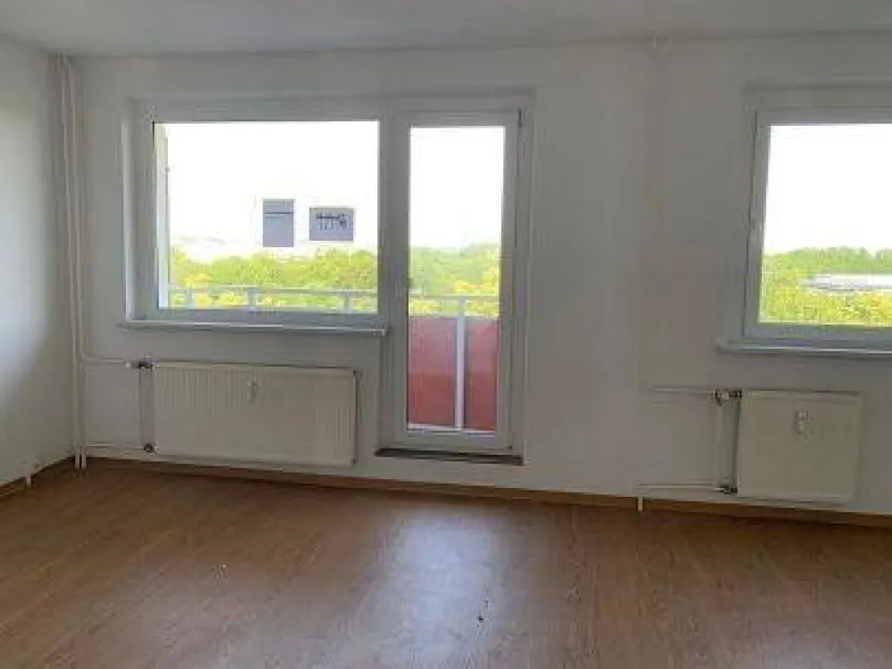 Spacious 3-Room Apartment at Roter Berg!